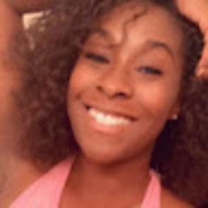 Meet your Posher, Britni